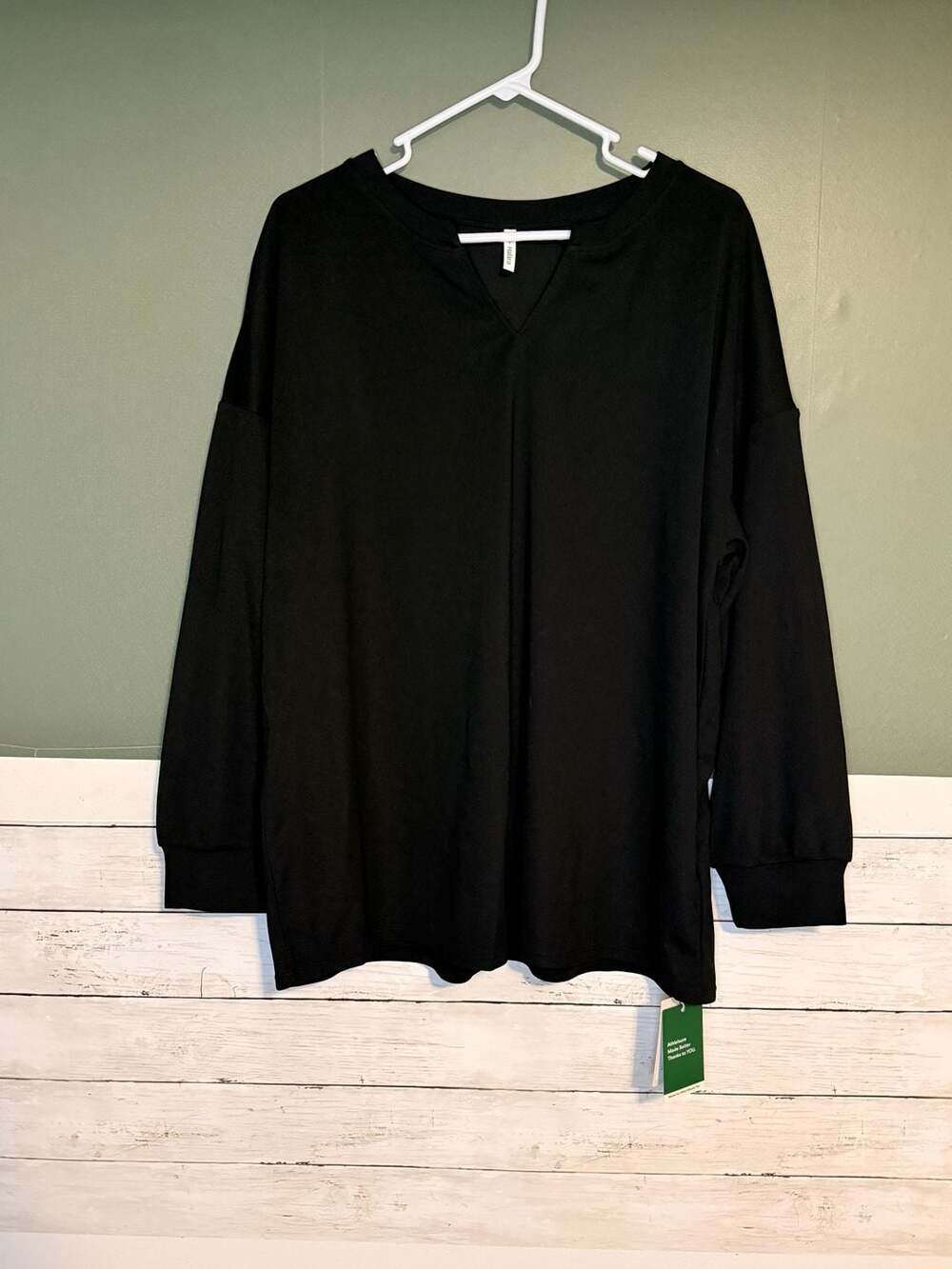 NWT Halara Oversized Pullover Large Cloudful V-Neck Long Sleeve Tunic Sweatshirt